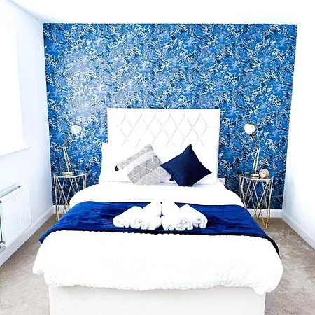 3bed House For Contractors Large Group Sleep Upto9 Birmingham
